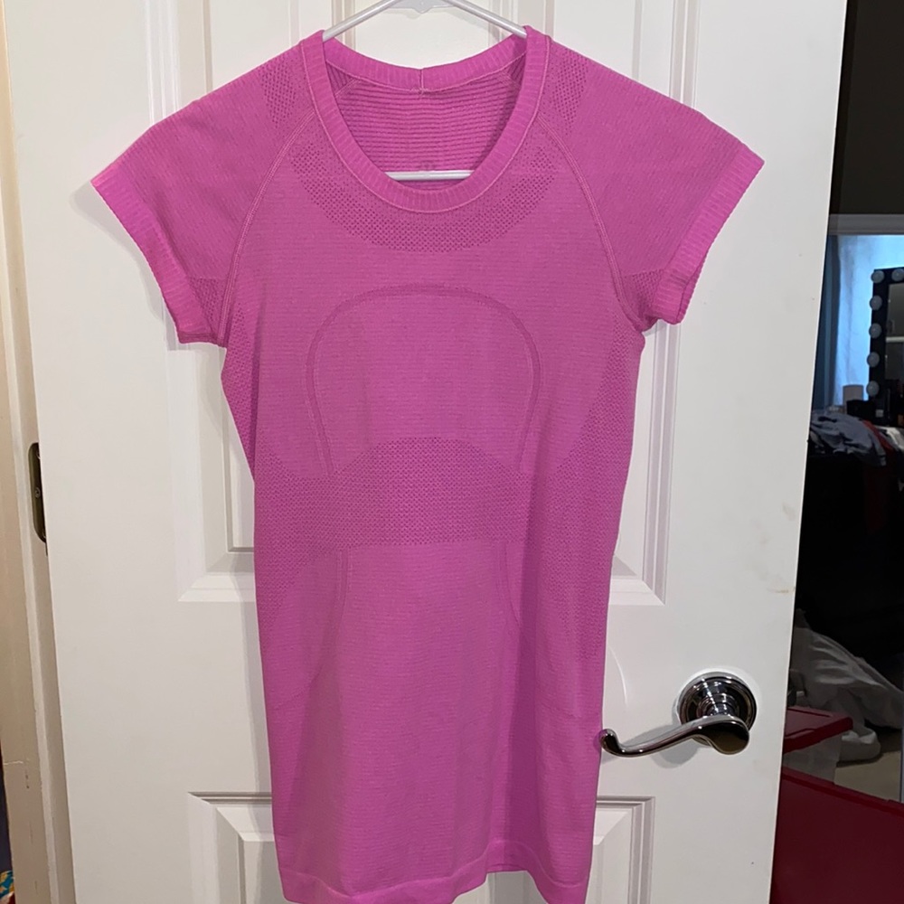 Lululemon top